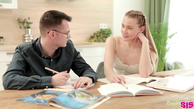 My Stepsister Is Starving For Cock - S29:E5 - Brattysis