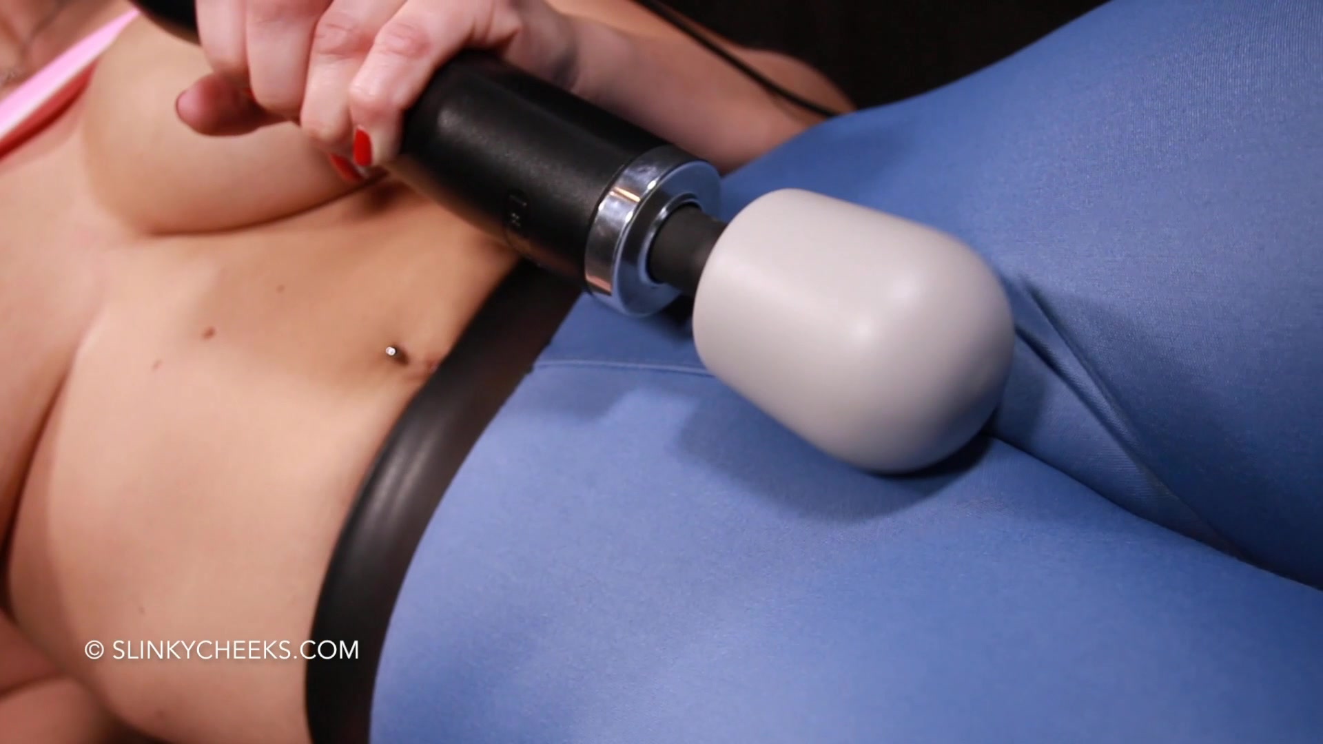 Big tits MILF Desyra Noir gets orgasm with a vibrator
