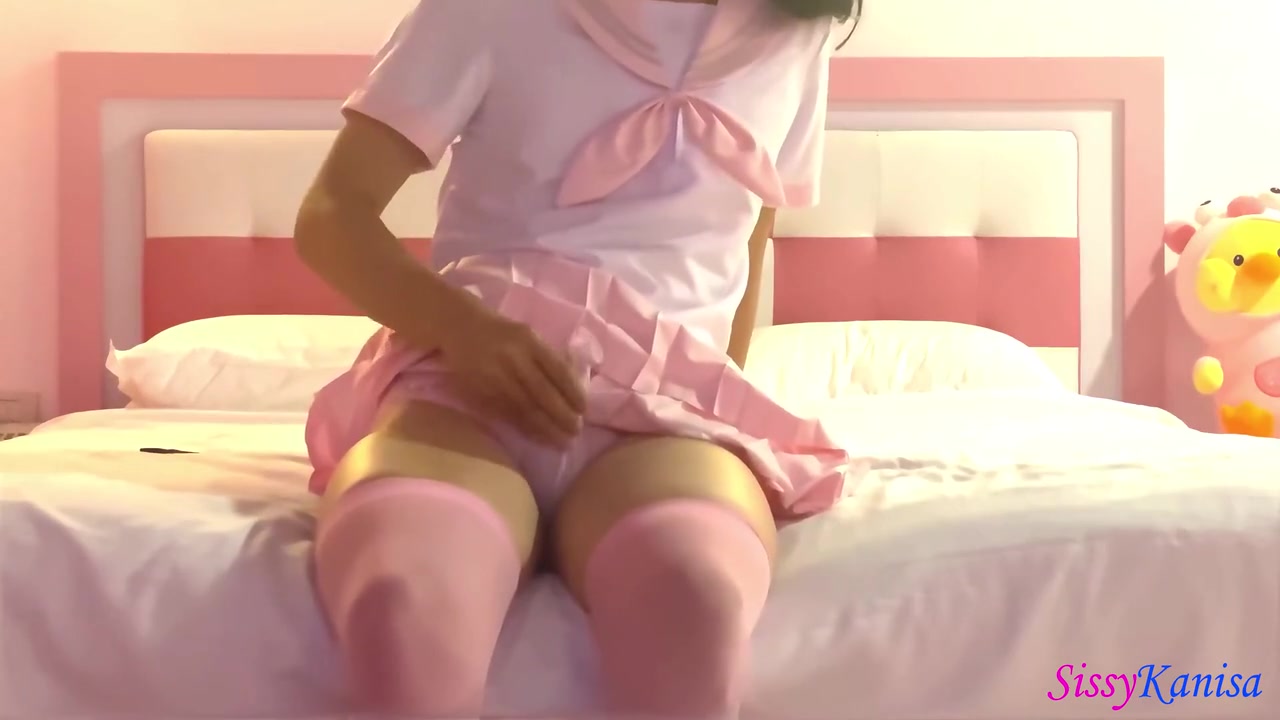 Sisk Feminization Training With Cutie Pinky Seifuku Ep2: Dick Play