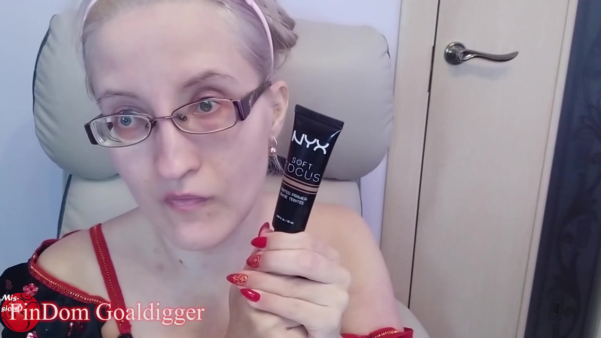 Green Eyeglasses Makeup 1 - Sex Movies Featuring Findom Goaldigger