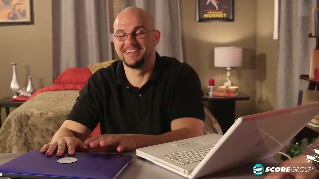 Ginger is the I.T. guy’s it girl - 40SomethingMag