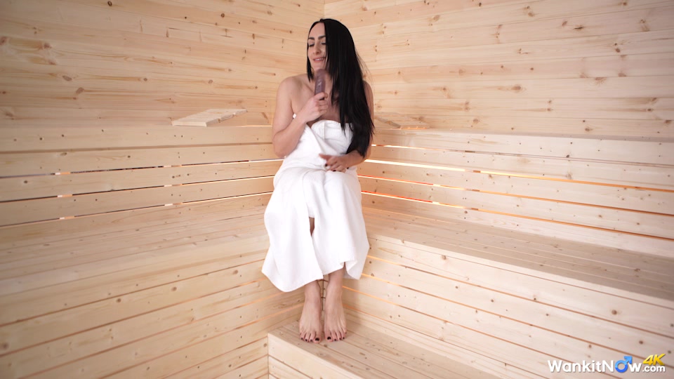 Chloe Lovette - New Fuck Buddy - Sexy Videos - WankitNow