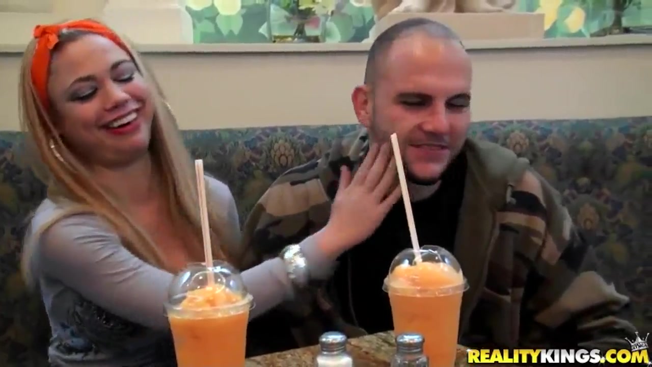 Busty blonde Charity Lane sucks dick in a car