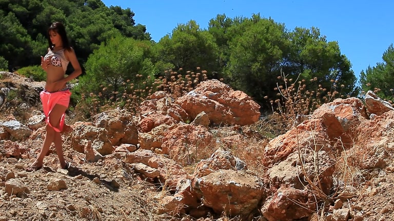 Beauty on the rocks