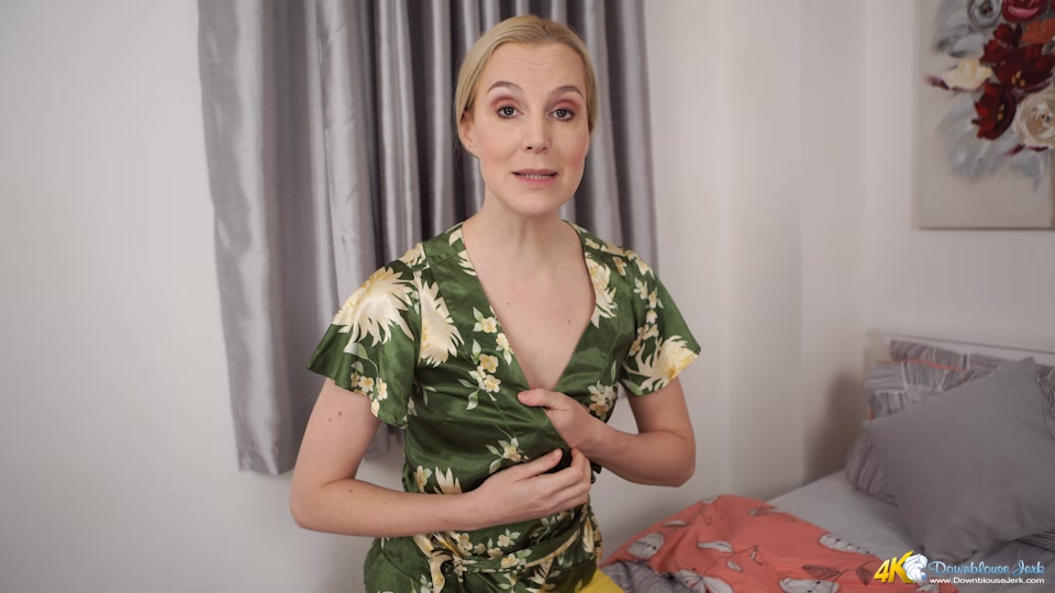 Ariel Anderssen in You're A Downblouse - DownblouseJerk