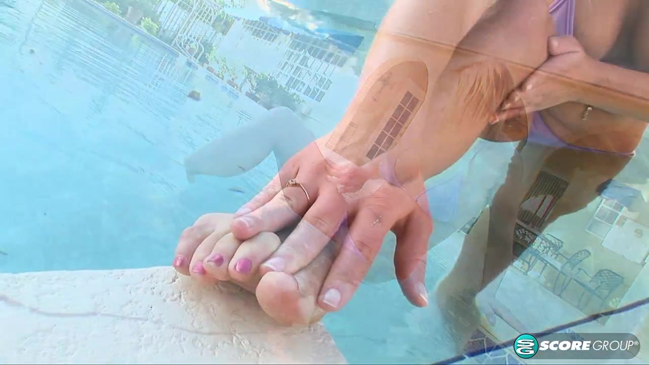 Wet Tease - LegSex