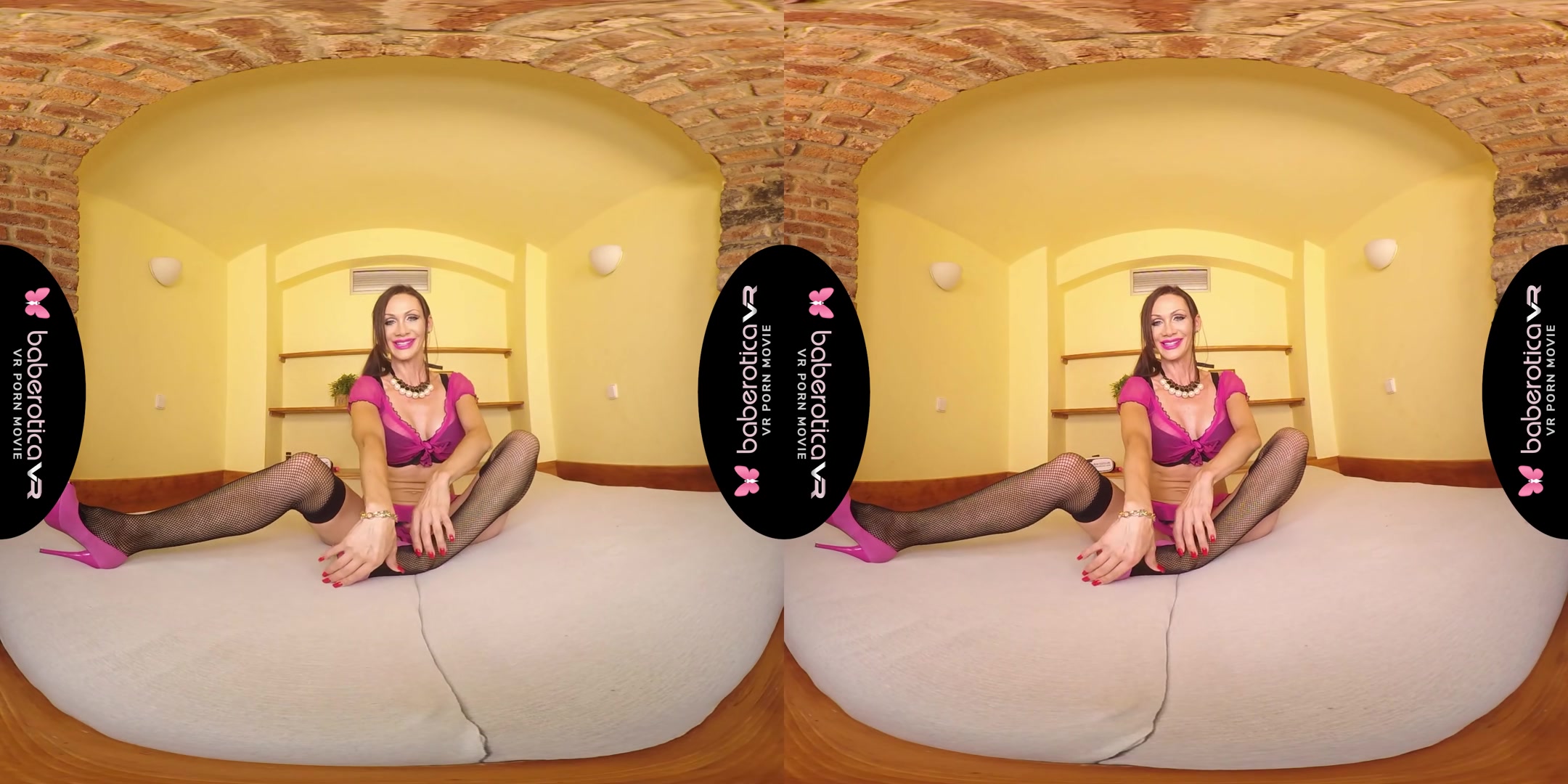 Cynthia Velons Plays Naughty On Cam - BaberoticaVR
