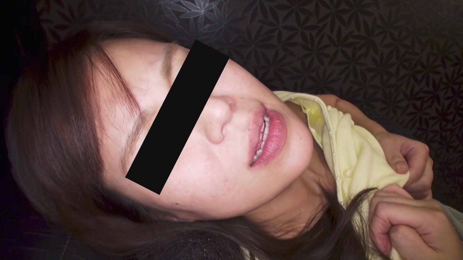 Suzu Motomiya Amateur Beauty With Full Of Sex Appeals For The First Time Try To Keep Looking At Camera - 10musume