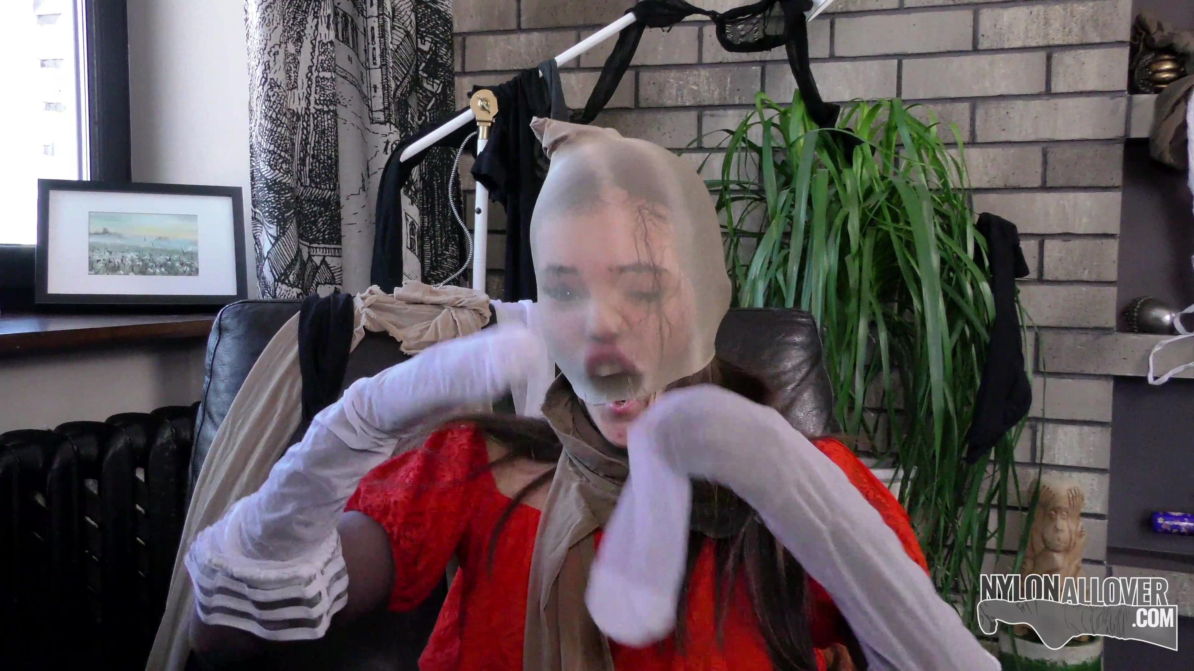 Wendy And Her Pantyhose