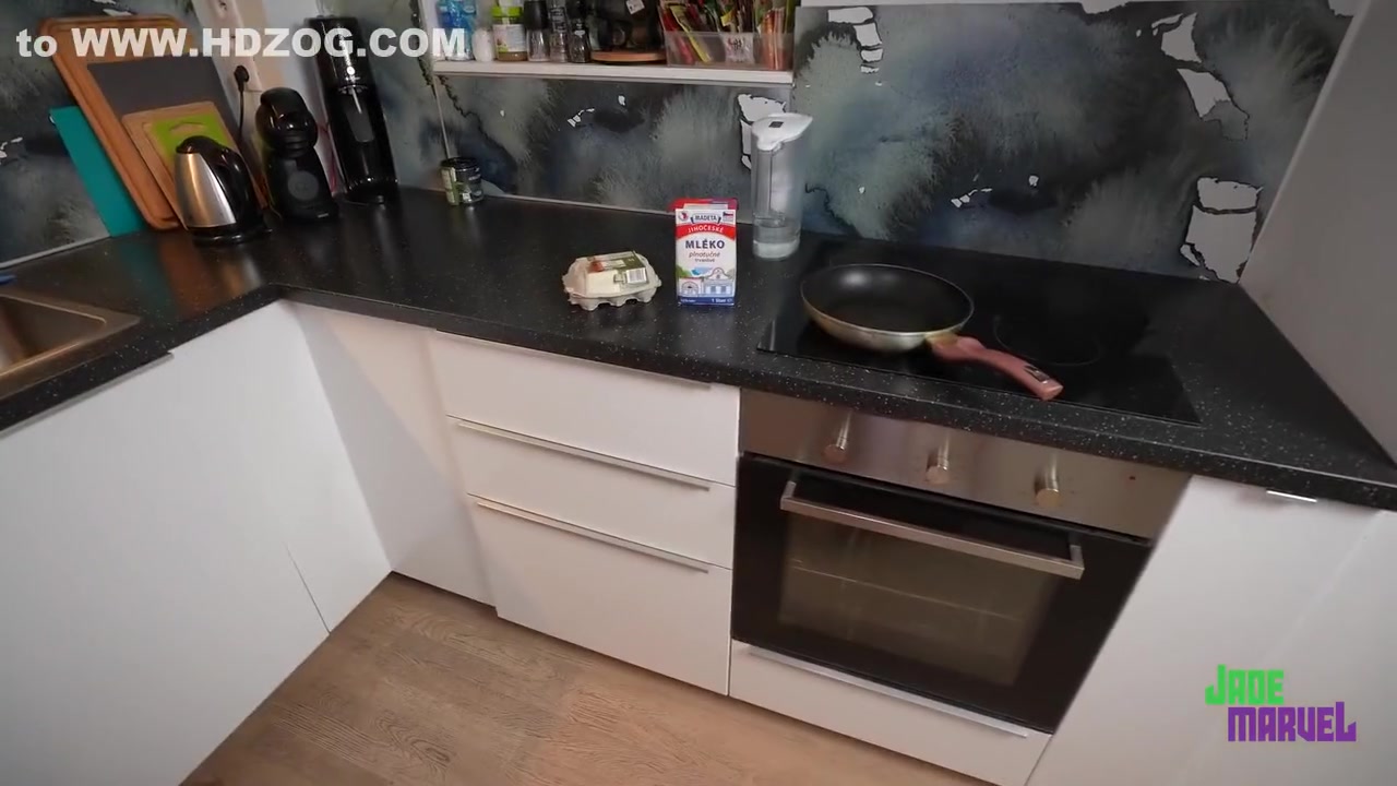 I Fucked My Stepsister While She Was Cooking Dinner With Mari Galore