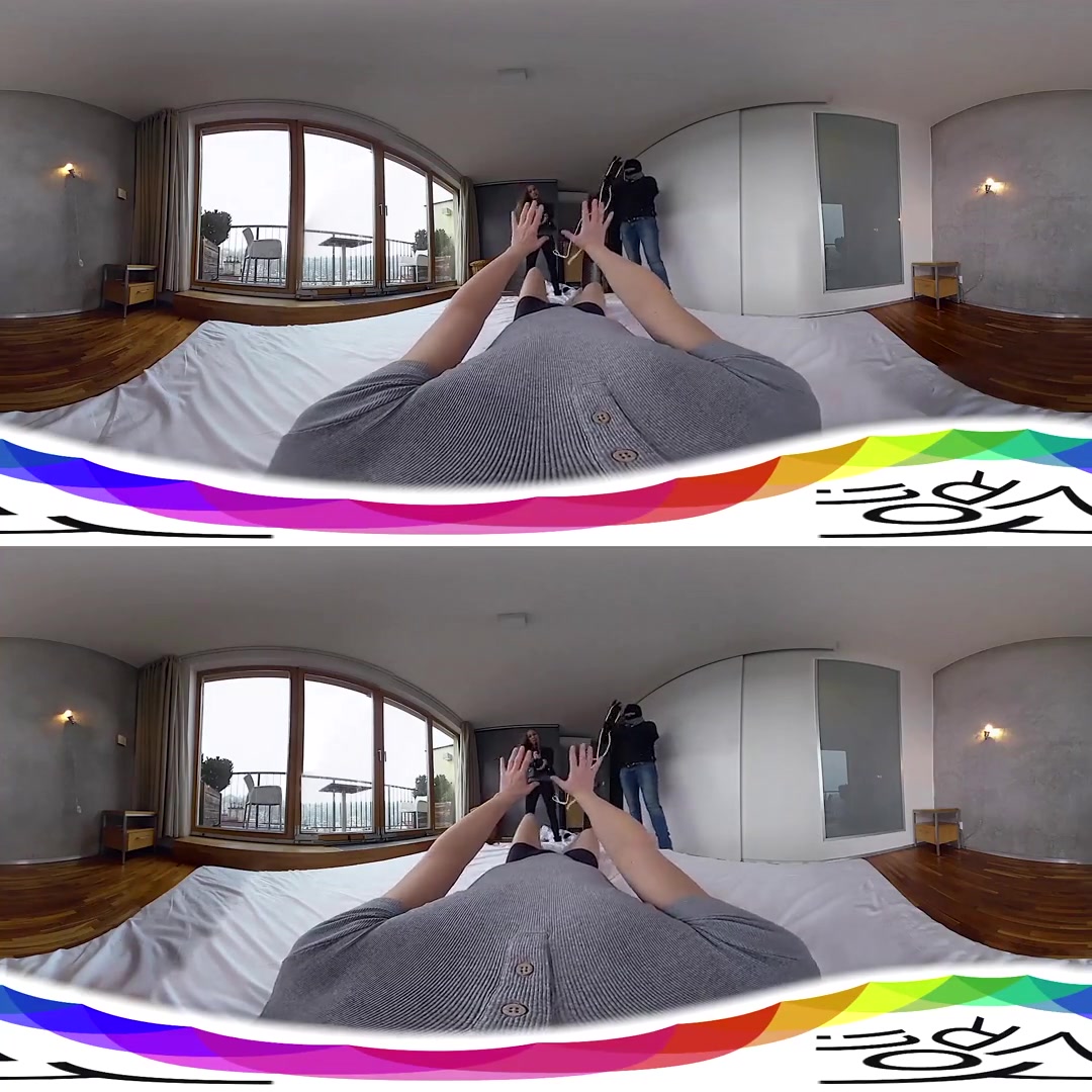 Alexis Crystal in X GF's Dumping - HoliVR