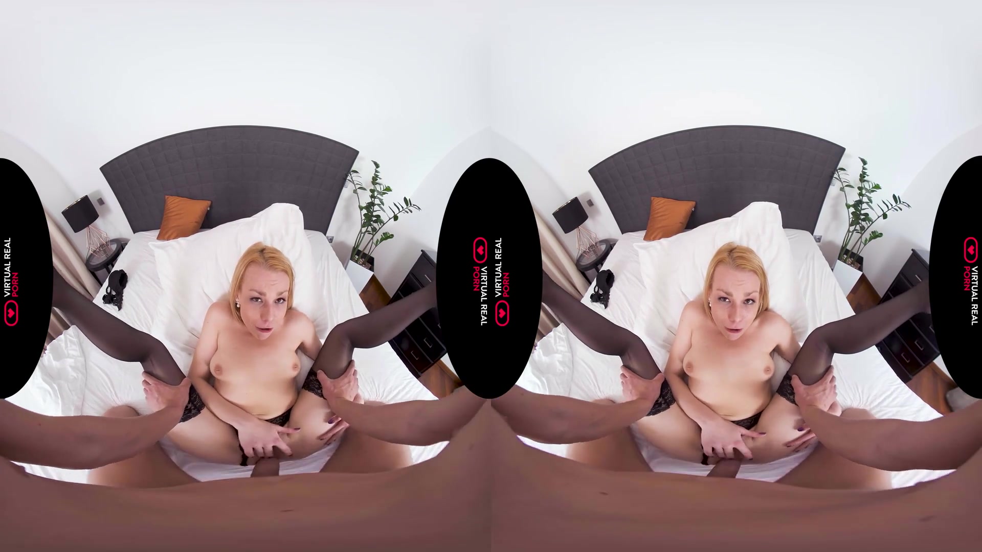 Extra Gift - VirtualRealPorn