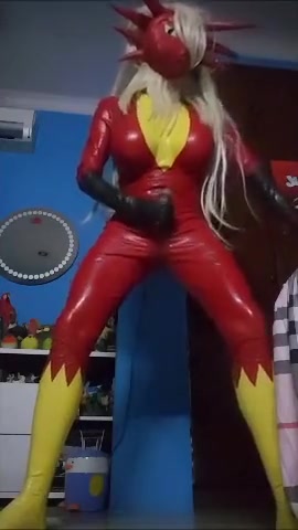 Blaziken Suit NSFW (+18)