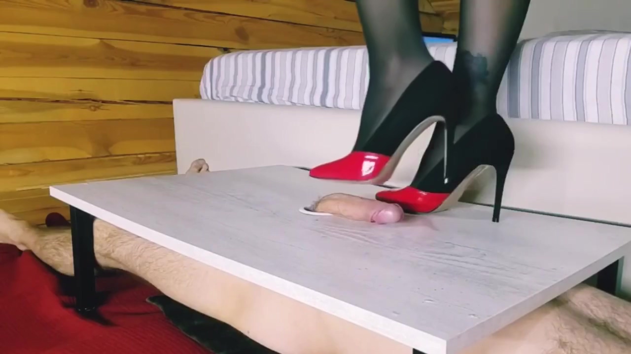 Red Heels Trampling Prelude