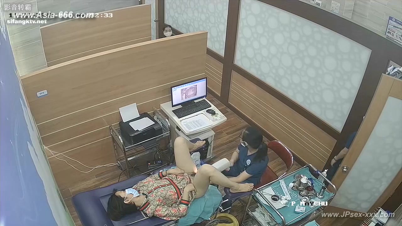 Peeping Hospital patient.20
