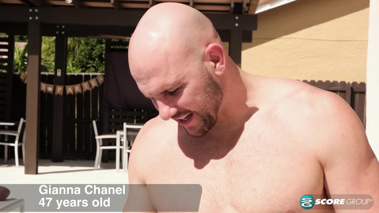 Gianna Chanel fucks her Step brother-in-law - 40SomethingMag