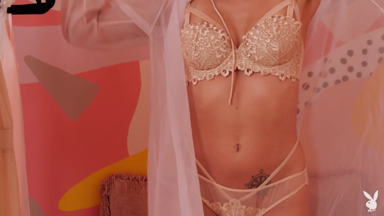Stephanie Manescu in Run the Show - PlayboyPlus