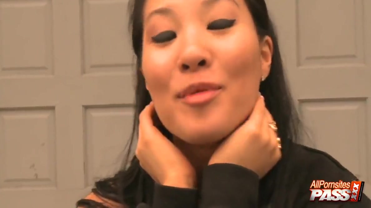 Teasing Asian Babe Cock Sucking In 4k! - Asa Akira