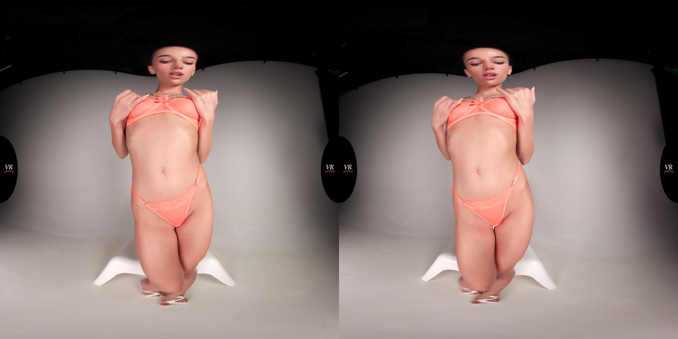 Private Show - Vrsolos - Vr Porn Video