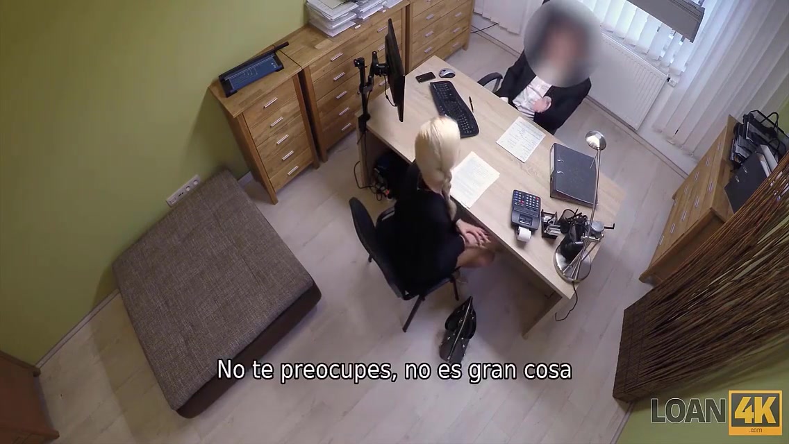 De Ja And Karol Lilien - Agente Inmobiliario Que El Trabajador Del Banco Penetre Para Un Prestamo 11 Min