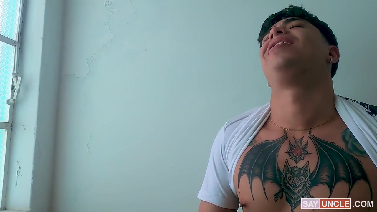 Cain Gomez And Alam Herrera In An Exploration Of Love And Lust