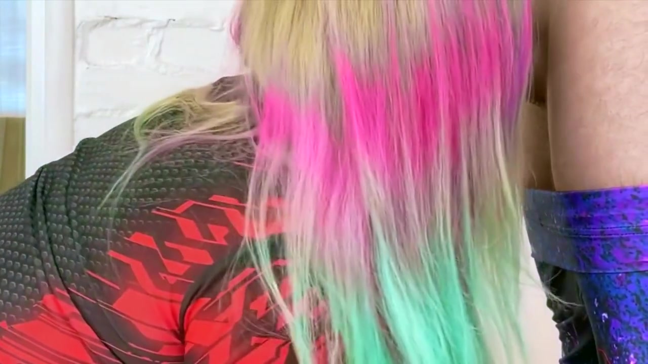 Sexy Goth Stepsister Takes Cock In Mouth And Gets Cum On Face