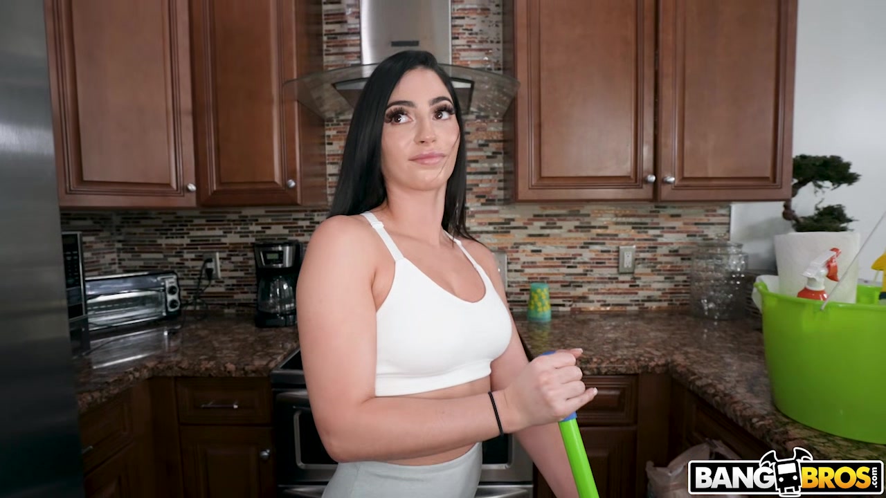 Hot Maid Jasmine