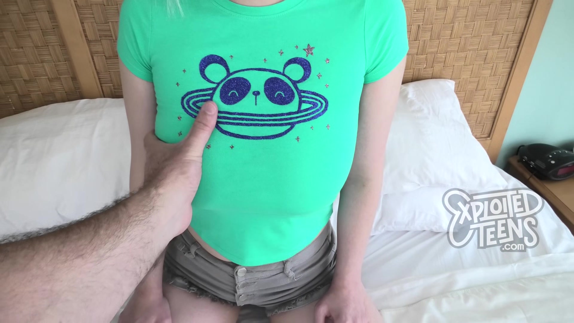 Dwarf sized amateur has BIG D cup tits