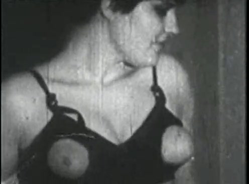 Retro Porn Archive Video: Femmes seules 1950's 03