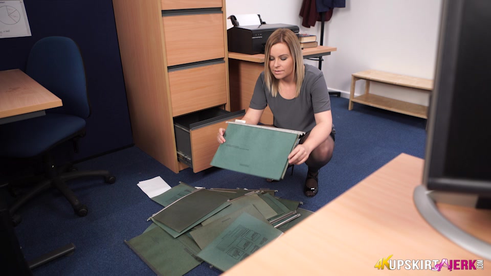Anna Belle "After Work Wank" - UpskirtJerk