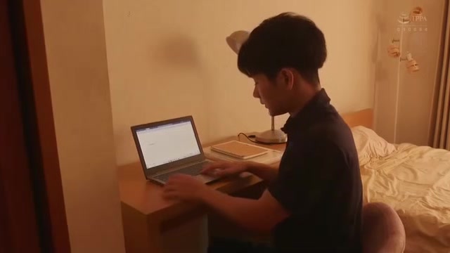 03672 Step mother's friend SEX