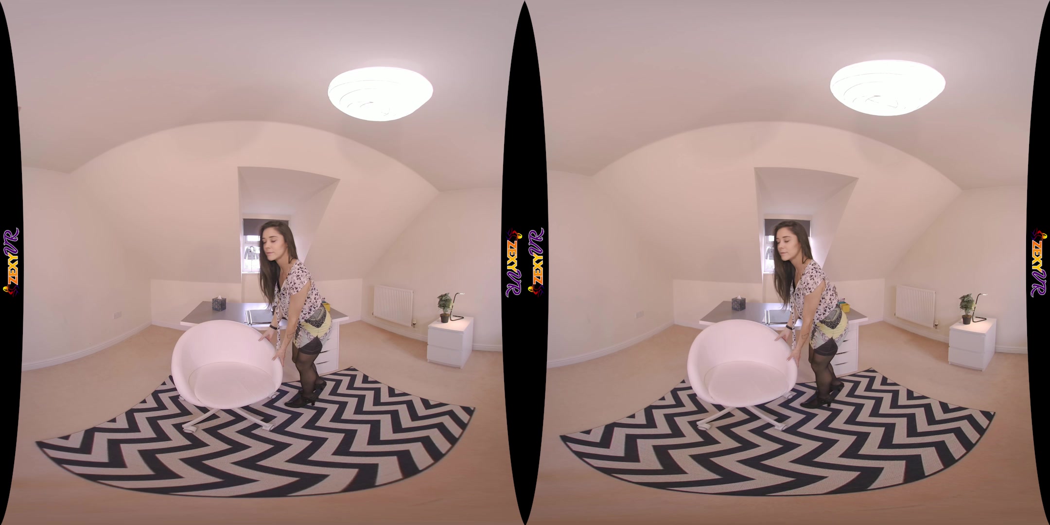 Secretary Secrets featuring Ella Jay - ZexyVR