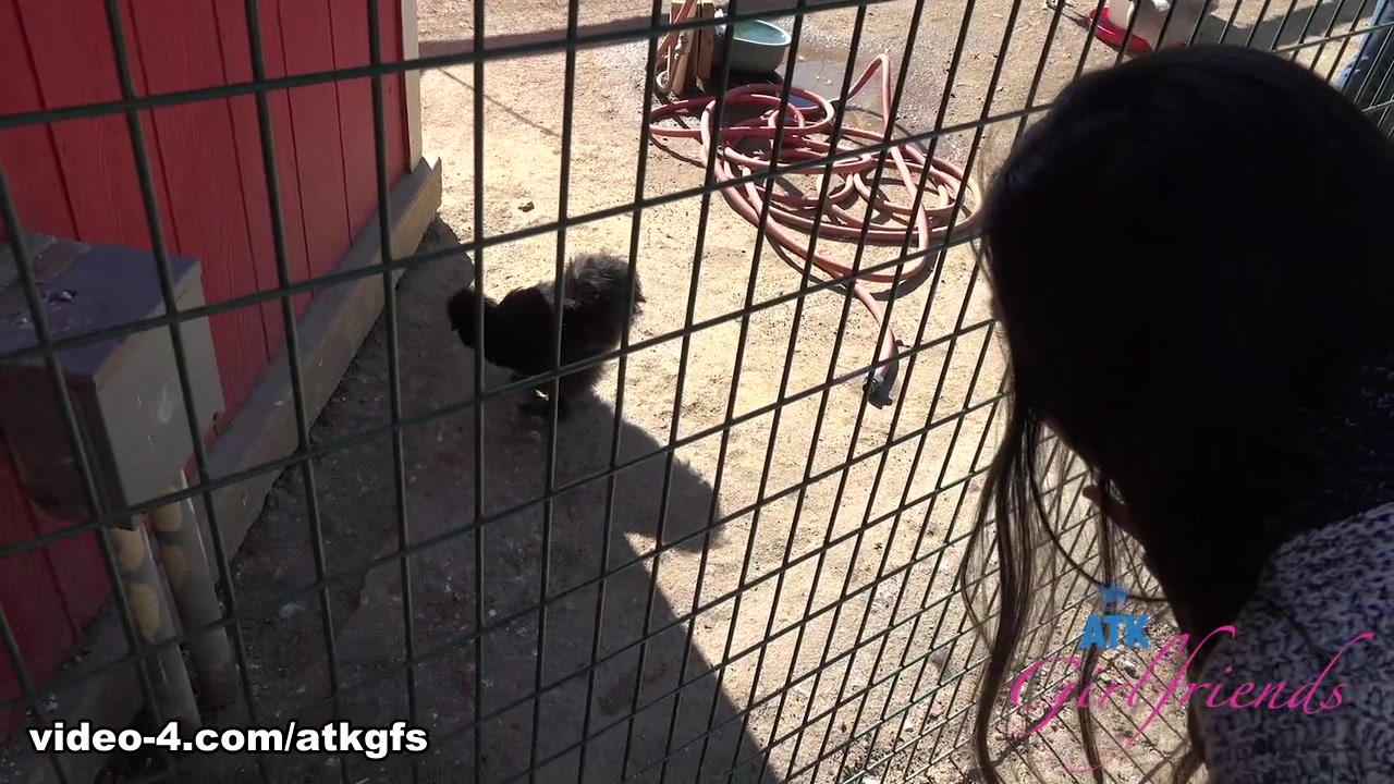 Kimmy Kimm Farm Date 1 - ATKGirlfriends