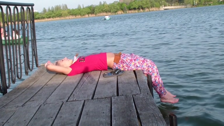 Hawt amateurs real pair sex on the bank of the river