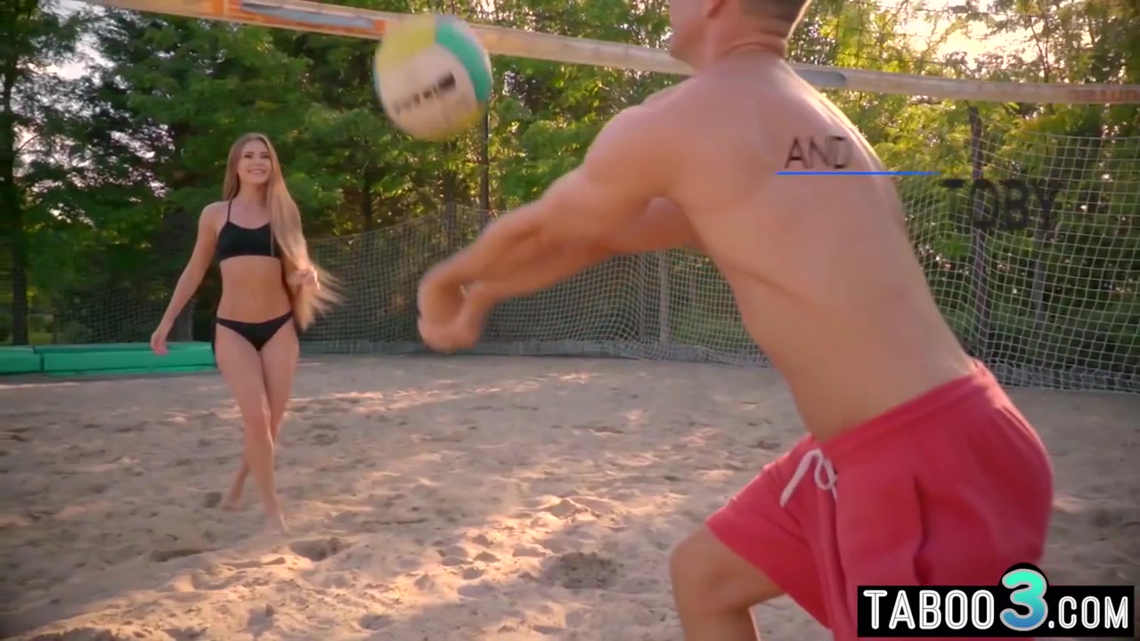 Naughty Young Babe Raises The Game A Little More - Mary Rock