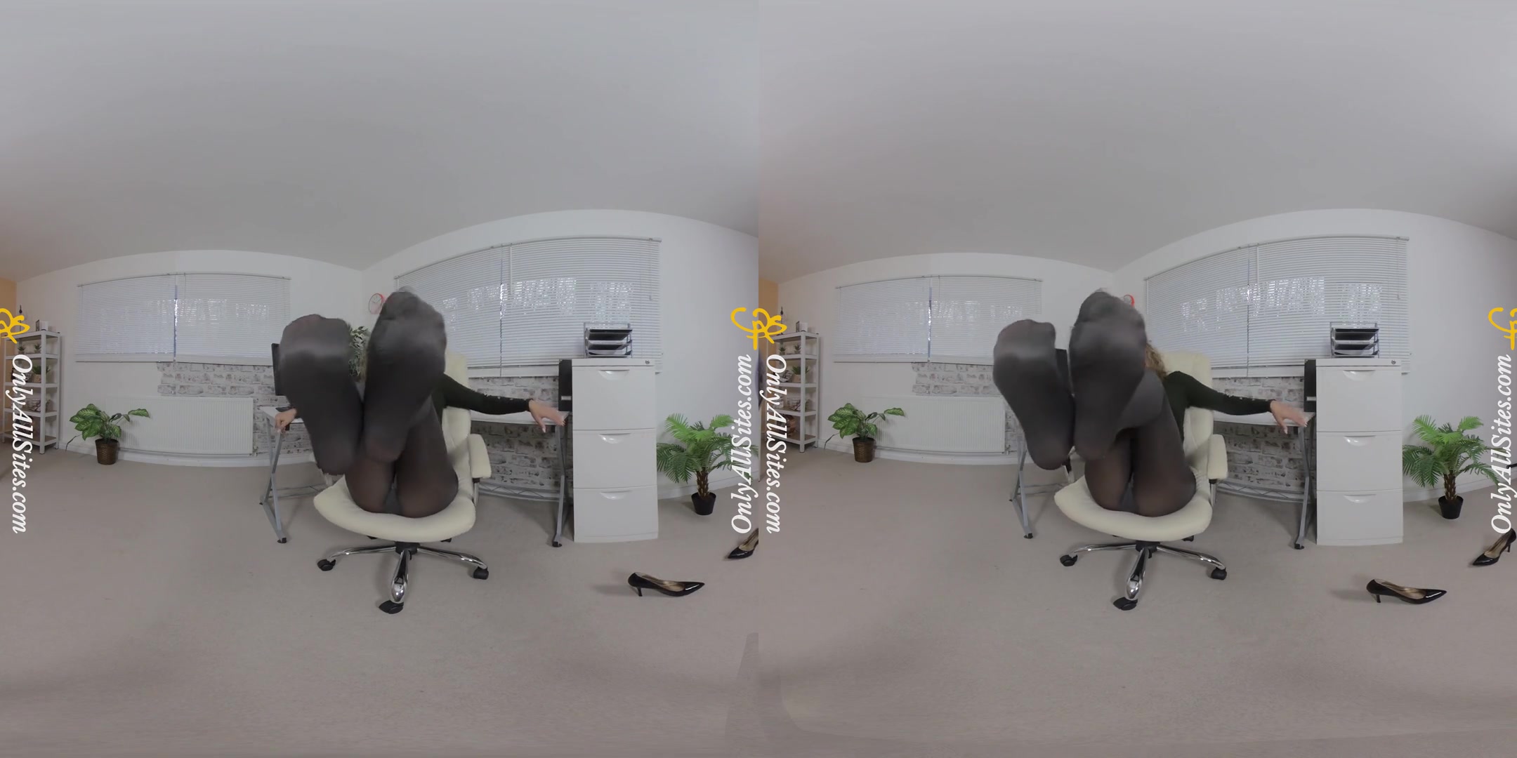 Natalia Forrest - Secretary; Sexy Secretary Shows off Her Ass in Pantyhose