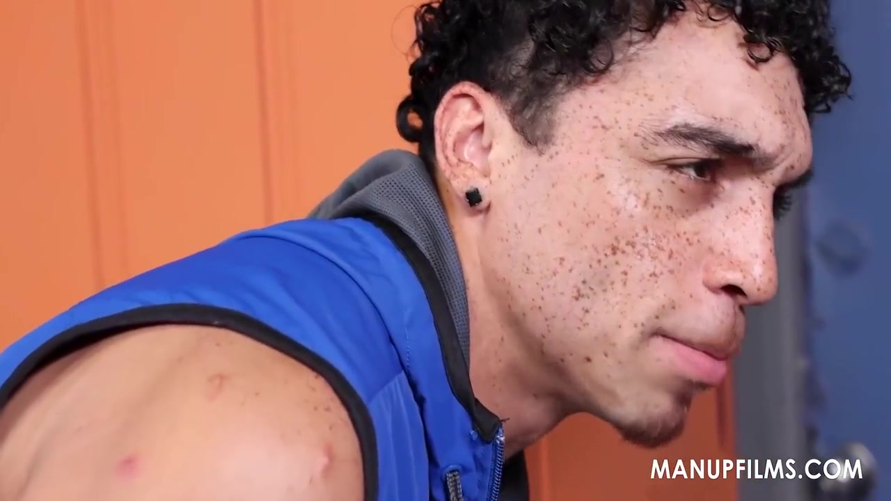 Amone Bane And Marco Lorenzo In Ass Hole Sniffing In The Locker Room With And 7 Min