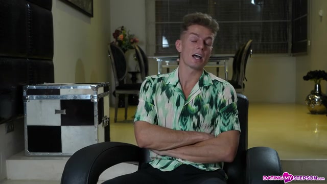 Pleasure By The Pool - S2:E5 - Momlover