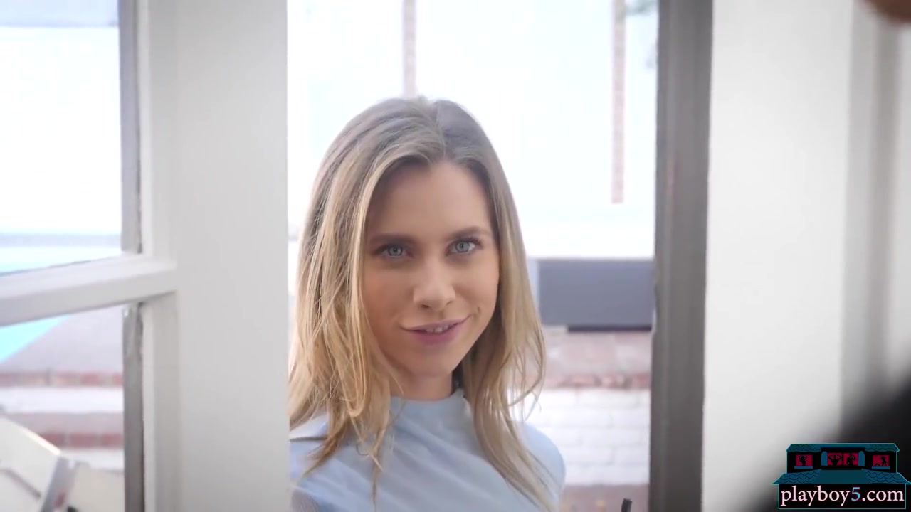 Anya Olsen - Petite Milf Author Fucks A Crush Who Was A Fellow Author Himself