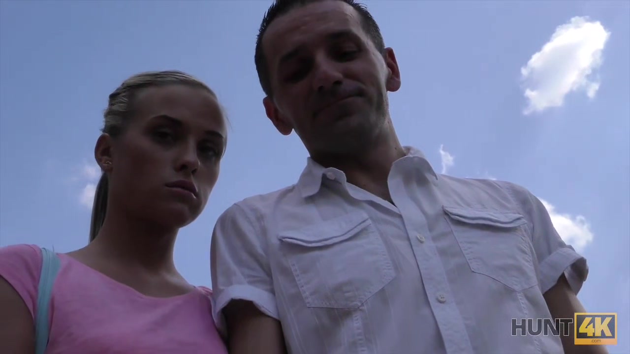 HUNT4K. teen 18+ loses wallet but charismatic man offers cash for anal
