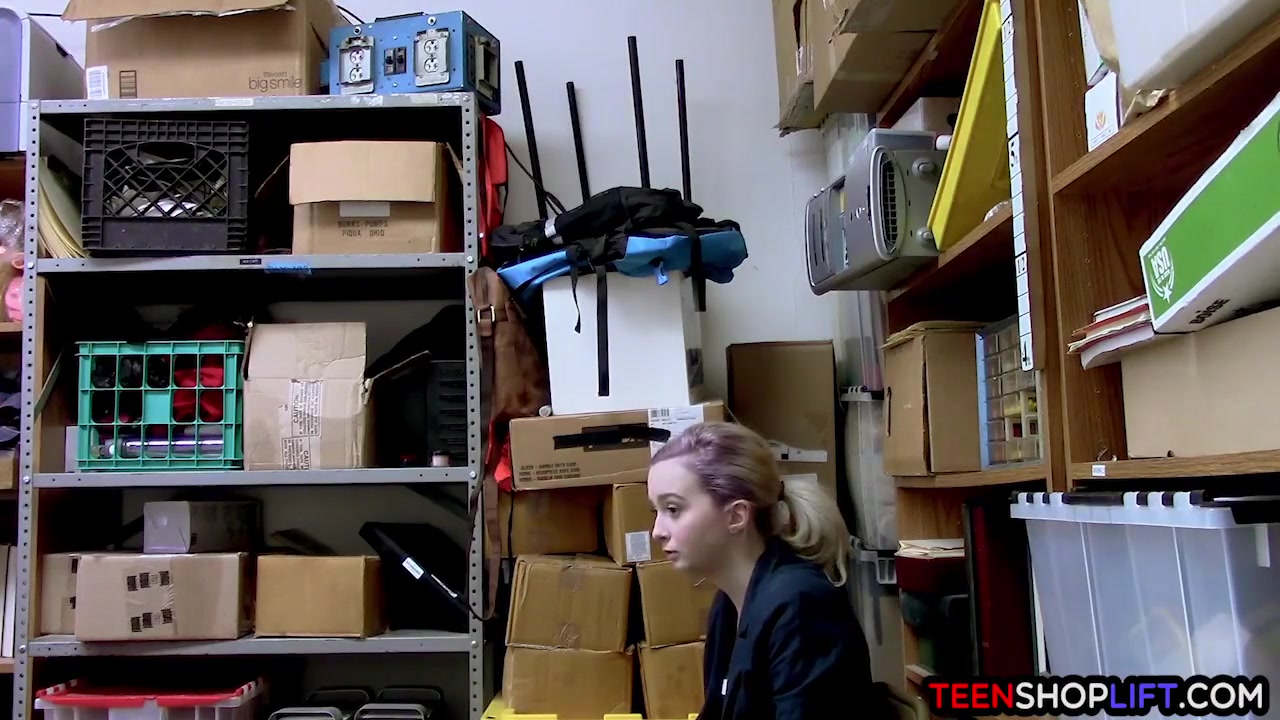 Caught Stealing Emo teen 18+ Fucks Security To Avoid Police