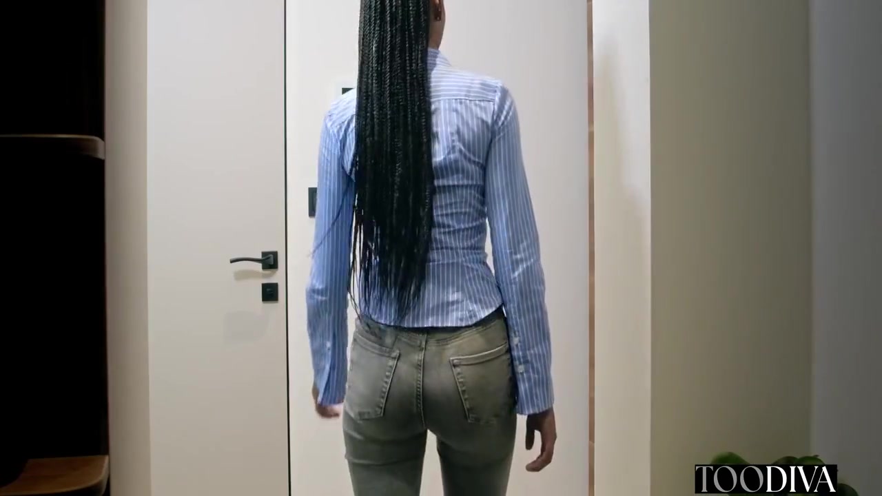 Barbie Rous And Jason Carrera - Sexy Columbian Tourist Finds A Guy In The Closet, Gets Horny And Fucks Him. Mysteries Visitor 10 Min
