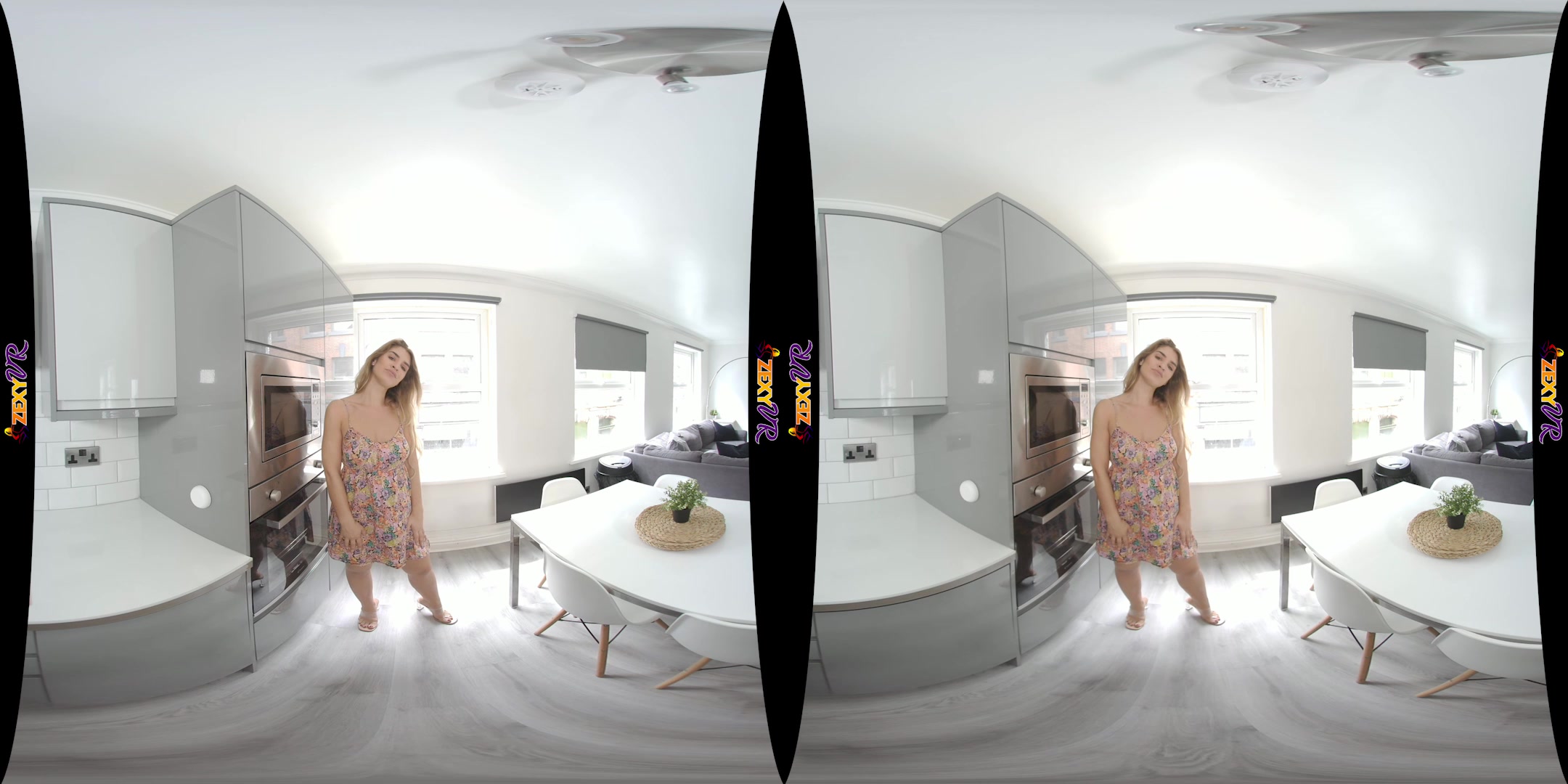 Sunny Striptease featuring Katie Louise - ZexyVR