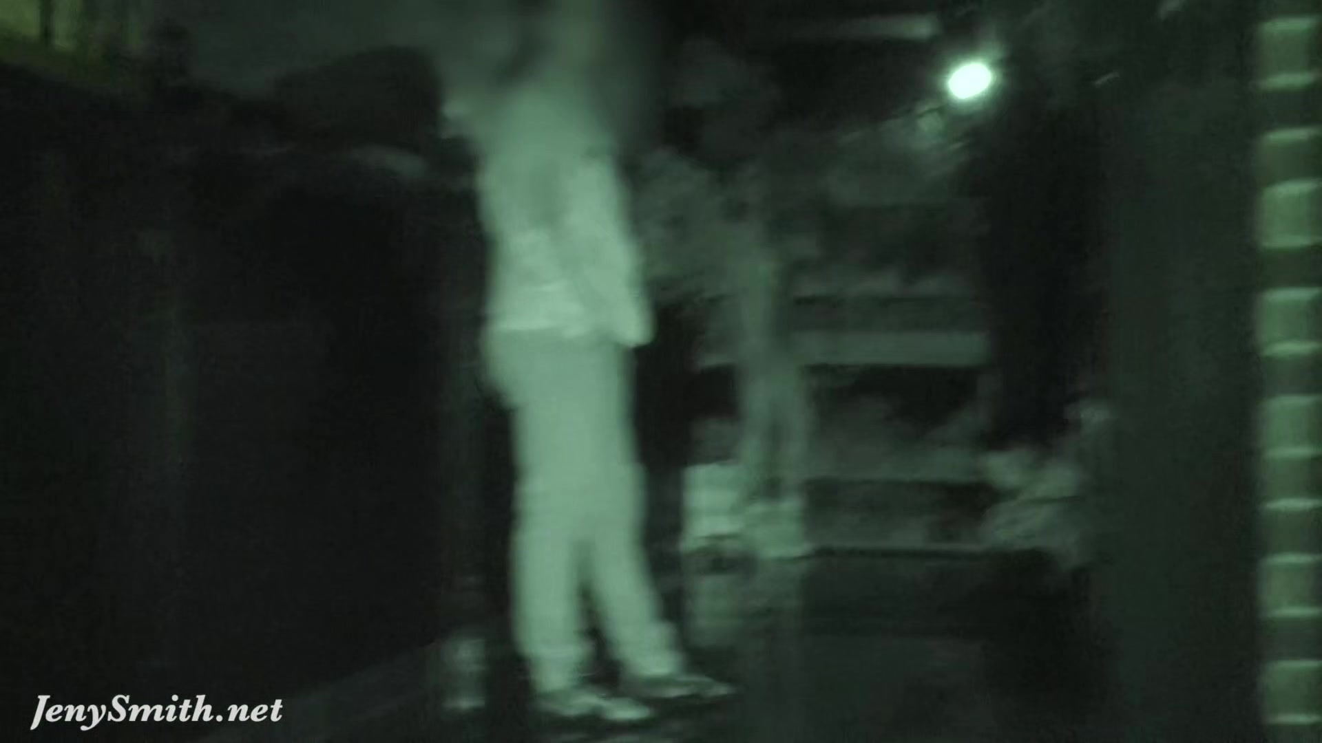 Jeny Smith got naked at the party in night club