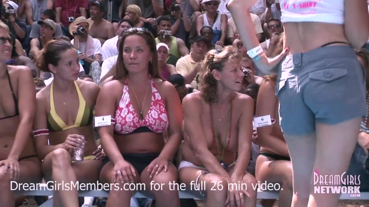 Exhibitionist Milf Wet T-Shirt Contest At A Nudist Resort - DreamGirlsMembers