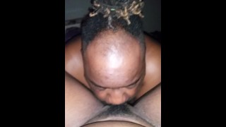 Sucking on that fat clit