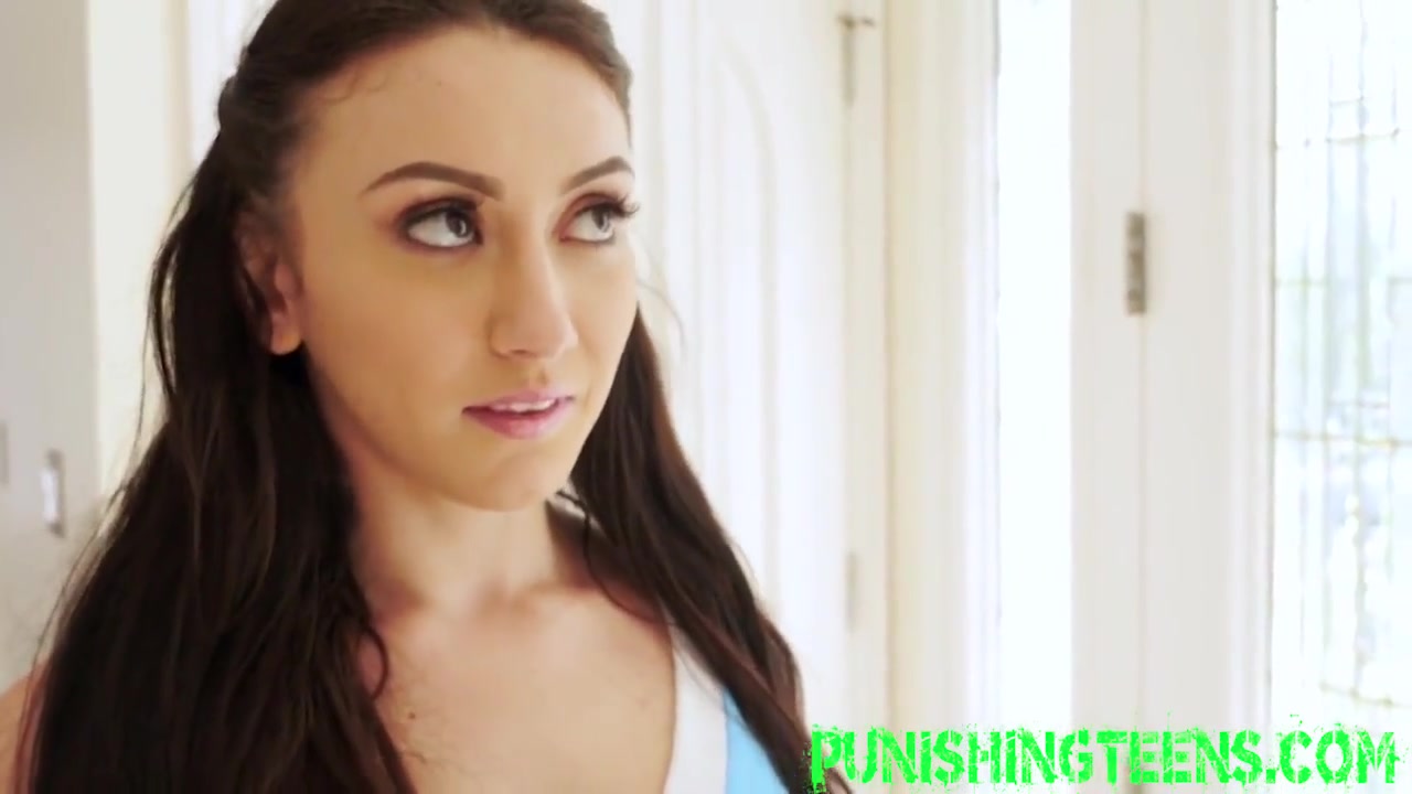 Kinky Cheerleader Railed