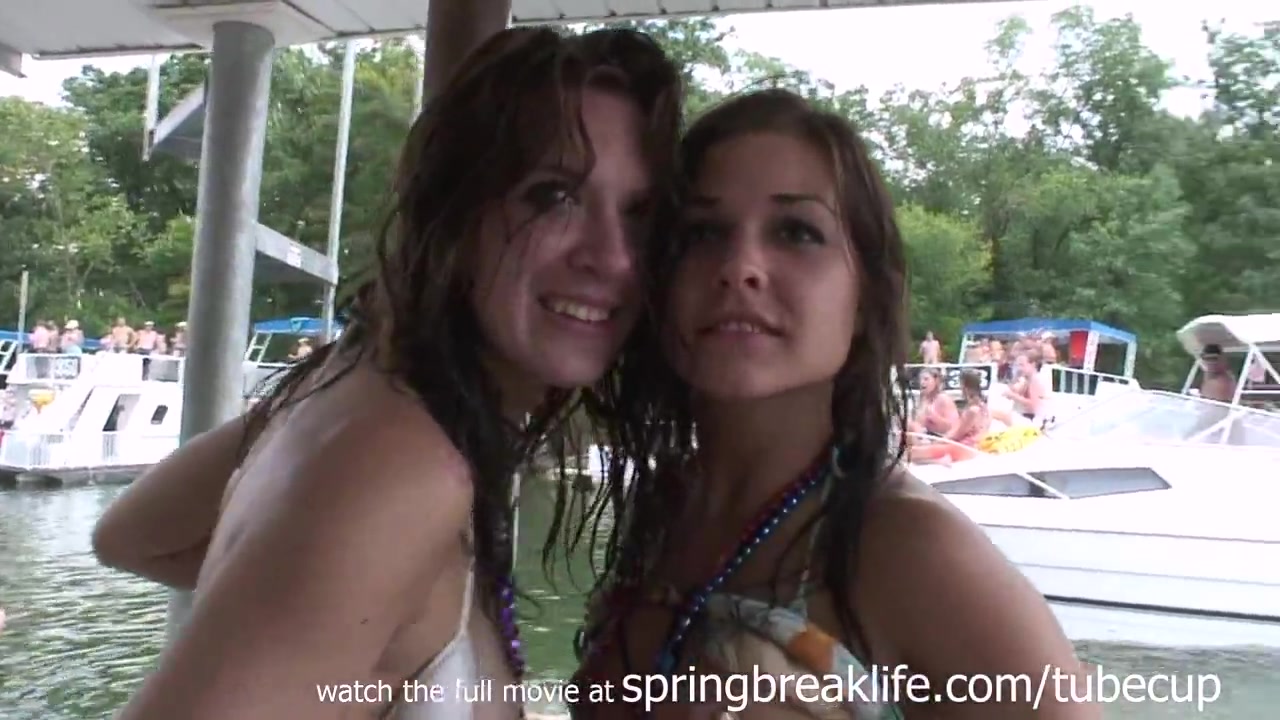 SpringBreakLife Video: Naked In Public On The Water