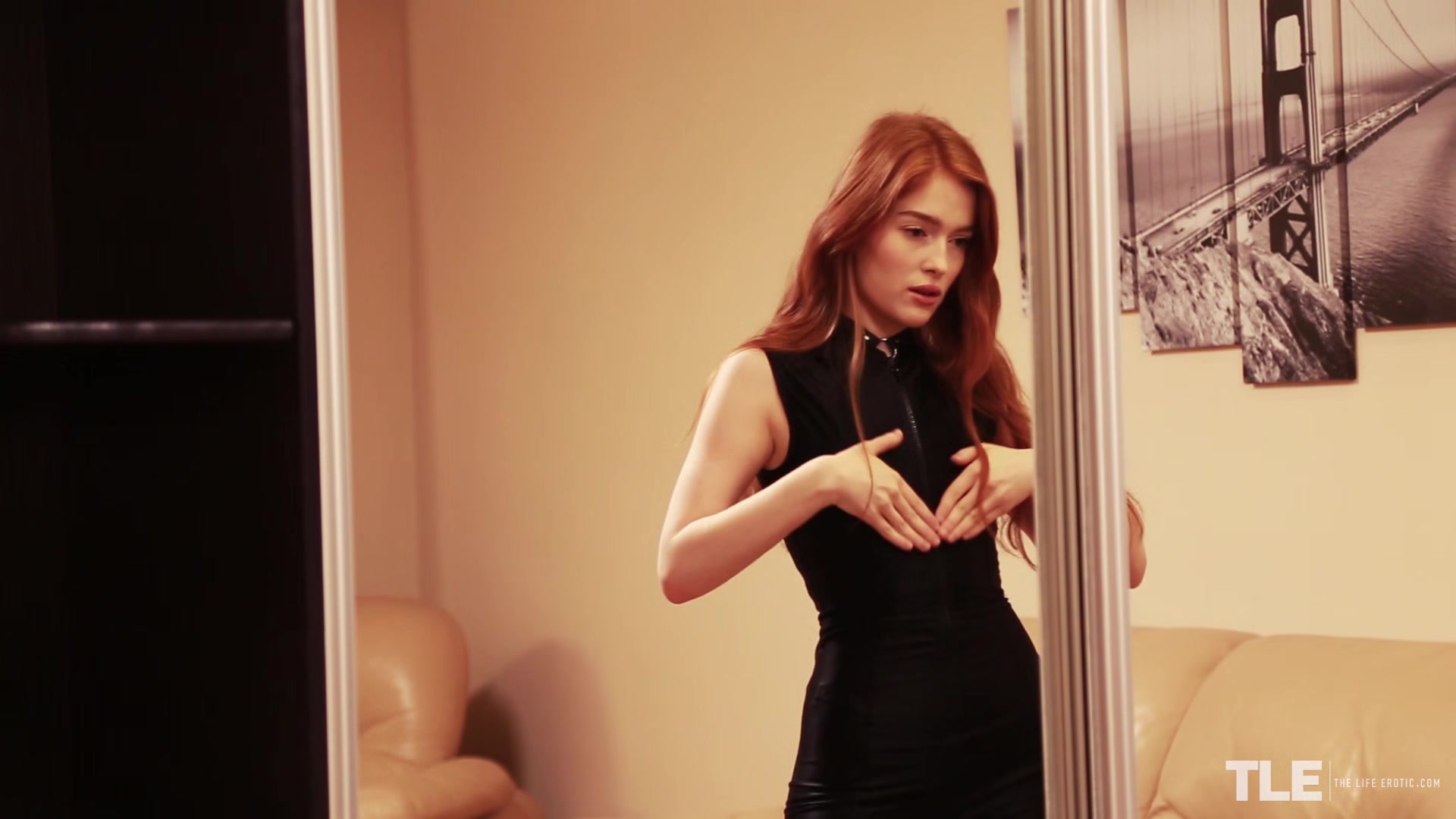 Mirror Seduction - Jia Lissa - TheLifeErotic