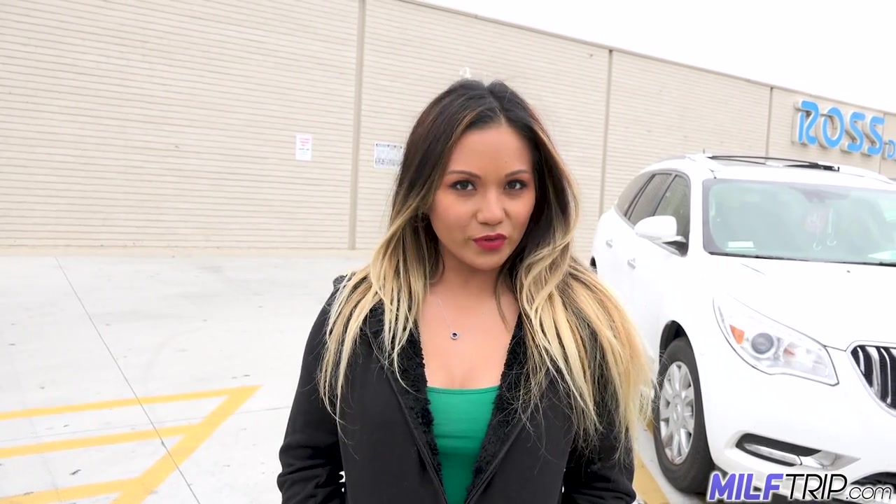 Hot Step mom Banged - MilfTrip